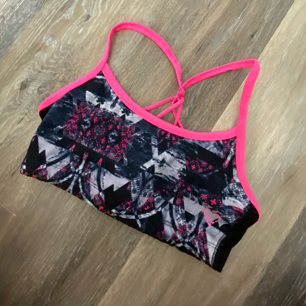 Aeropostale- pink design sports bra